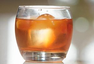 尼克罗尼（Negroni）鸡尾酒