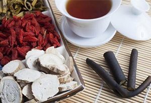 男人喝什么药酒好？强身健体的几种药酒！！