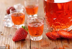 草莓能做成酒吗？草莓酒的制作方法和营养价值