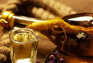 111.jpg 西洋参泡酒有什么功效?西洋参酒的制作方法