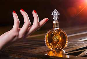 葡萄酒情人节送什么酒?试试路易十三经典迷你瓶! 葡萄酒情人节送什么酒?试试路易十三经典迷你瓶!1.jpg