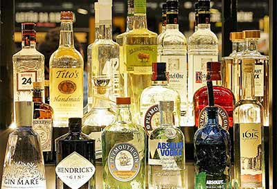 伏特加是什么?马铃薯、甜菜根也能当原料? 伏特加是什么?马铃薯、甜菜根也能当原料?1.jpg