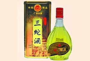 把毒蛇泡在酒里，为什么酒没有毒？  