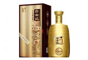 酱香白酒与浓香白酒的工艺对比 酱香白酒与浓香白酒的工艺对比2.jpg