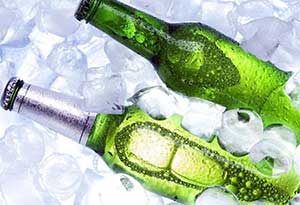 牙疼可以喝冰啤酒可以止痛吗?冰啤酒有哪些危害? 牙疼可以喝冰啤酒可以止痛吗?冰啤酒有哪些危害?0.jpg