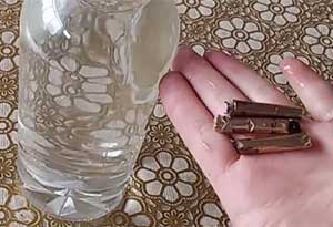 为什么要用白酒泡烟头?白酒泡烟头有什么妙用? 为什么要用白酒泡烟头?白酒泡烟头有什么妙用?0.jpg