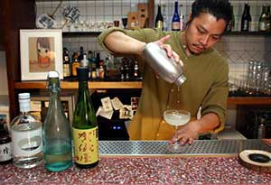 加了海苔的清酒调酒，丘香的秋香像汤又像酒