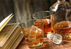 为什么在家调酒做不出酒吧的味道?关键在冰块 为什么在家调酒做不出酒吧的味道?关键在冰块0.jpg