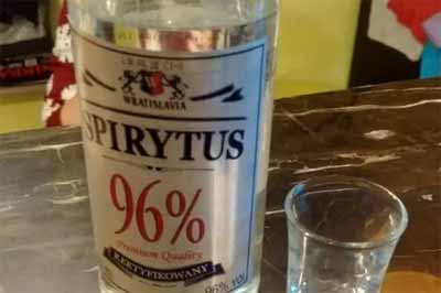 生命之水Spirytus产于波兰，世界上度数最高最烈的酒2.jpg