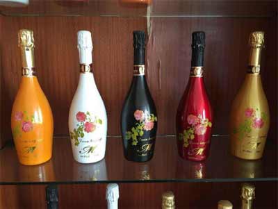 起泡酒后劲大吗，后劲比蒸馏烈酒还要大注意少喝3.jpg