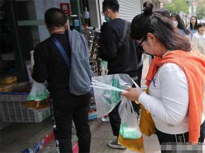 极具特色的青岛扎啤，普通鲜啤无法相提并论但很难喝到3.jpg
