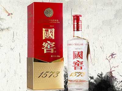 泸州老窖国窖1573价格表多少钱一瓶，顶级单粮浓香酒每瓶上千元
