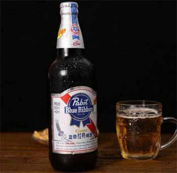纯正美式风味的蓝带啤酒，口味档次价格都要高于百威3.jpg