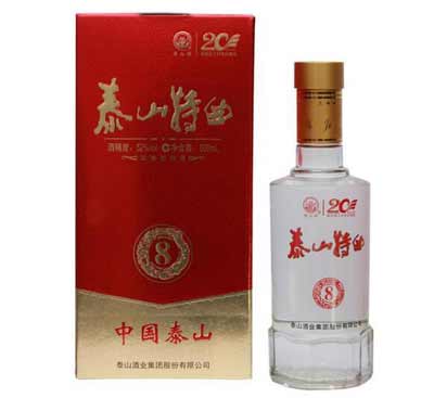 最新山东泰山特曲价格表大全，珍稀小窖池酿造的淡雅派口粮酒2.jpg