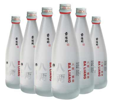 最新山东名酒景阳冈酒价格表，传承古代酿造技艺的优质英雄酒