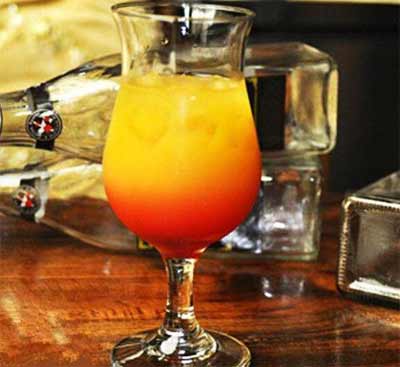 tequila sunrise什么意思，是龙舌兰日出鸡尾酒颜值和口感很日出2.jpg