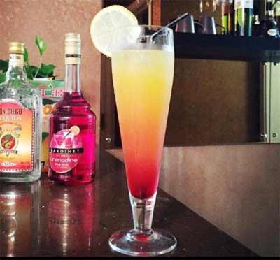 tequila sunrise什么意思，是龙舌兰日出鸡尾酒颜值和口感很日出3.jpg
