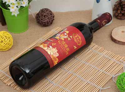 云南红葡萄酒怎么样，口感柔顺口味均衡是很有特色的国产红酒3.jpg