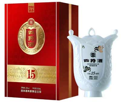 四特酒价格表大全图片，特在一口三香清香醇纯口感柔和细腻2.jpg