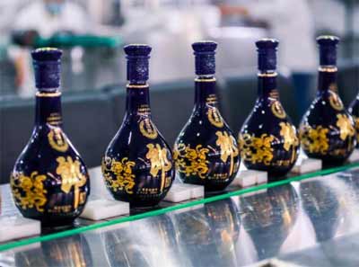 两大酱香型白酒是哪两种，四川青花郎酒和贵州茅台酒2.jpg