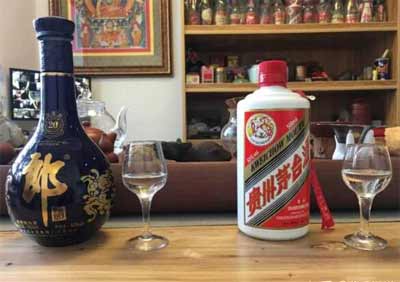 两大酱香型白酒是哪两种，四川青花郎酒和贵州茅台酒4.jpg
