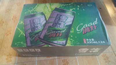 一箱啤酒多少瓶多少钱，以12和24瓶为主但价格差别巨大