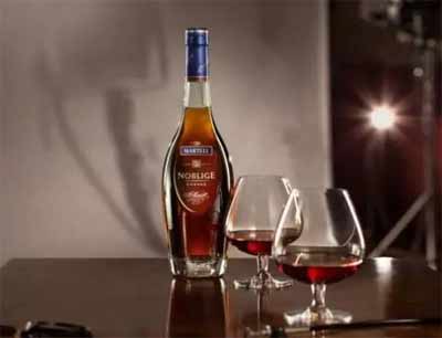 马爹利名士干邑白兰地多少钱一瓶，定位vsop plus价格仅500左右3.jpg
