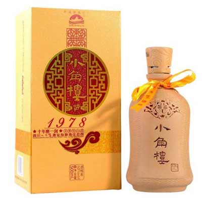 最新小角楼酒价格表大全，百元以内最能打/高端胜过水晶剑2.jpg