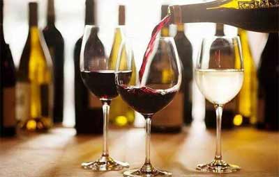 葡萄酒中brix是什么意思，是指含糖量能直接决定酒精度和甜度