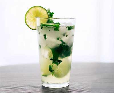 mojito莫吉多鸡尾酒多少度高吗，一般10度左右口感清爽适合女士2.jpg