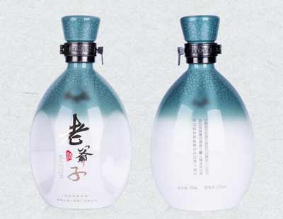 老爷子酒为什么那么贵，品质包装档次做到极致本身就属于收藏级2.jpg
