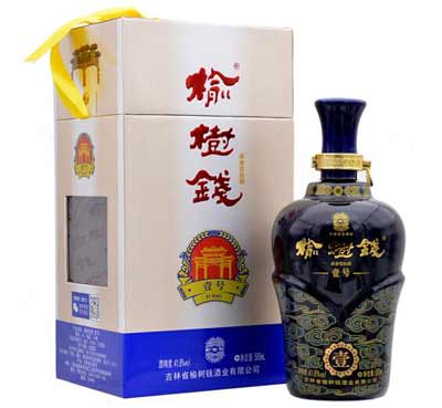 榆树钱1号多少钱一瓶，酒海加瓶陈让酒质更绵柔醇和(附价格表)1.jpg