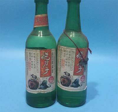 国产80度以上的白酒，东北纯高粱烧刀子闻一下都受不了2.jpg