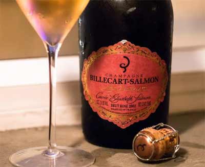 brut rose香槟 是什么，是天然桃红香槟看起来靓丽口感并不甜3.jpg