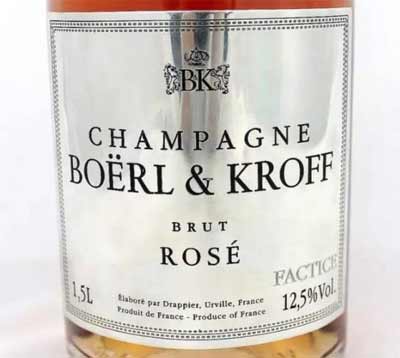 brut rose香槟 是什么，是天然桃红香槟看起来靓丽口感并不甜4.jpg