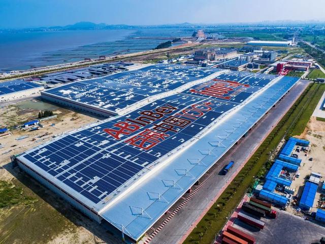 百威中国领跑“碳中和”：回溯一瓶可持续发展的啤酒