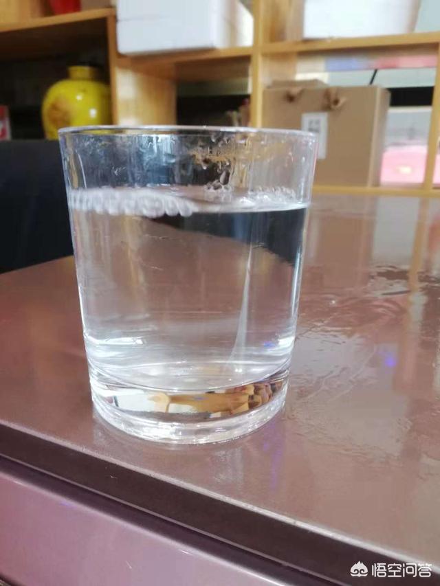 如何快速准确辨别白酒的度数和档次？