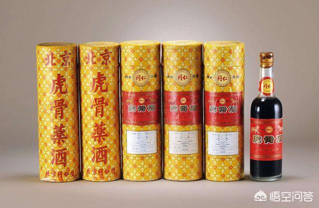我有92年董酒一箱，到07年间陆续喝的只剩六瓶。请问目前估价多少钱一瓶？