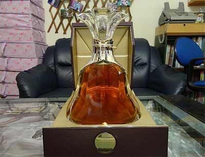 轩尼诗百乐廷700毫升价格多少钱一瓶，高达20000的顶级干邑1.jpg