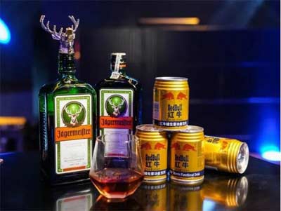 野格属于什么酒，属于草本利口酒口感风味类似国内咳嗽糖浆4.jpg