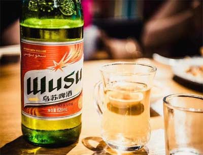 新疆夺命大乌苏啤酒多少度，仅3.6和4度却能喝出40度烈酒的后劲4.jpg