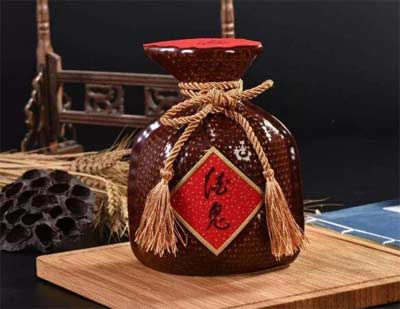 最新全系列酒鬼酒价格表，独特的一口三香品质价格都稳坐高端3.jpg