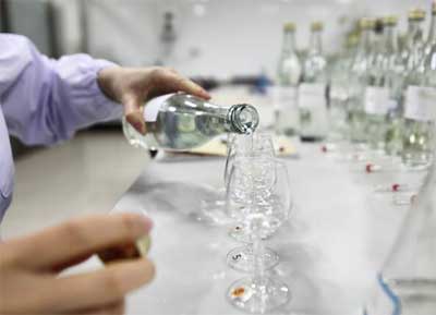 白酒品评的四个特点，快速/准确/方便/适用比仪器分析还靠谱4.jpg