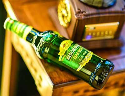哈啤臻藏1900多少度劲大吗，3.6度劲大口感细腻舒适(零售价12元)4.jpg