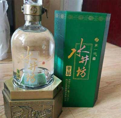 水井坊菁翠为什么这么贵什么级别，内外兼修的超高端酒款有底气4.jpg