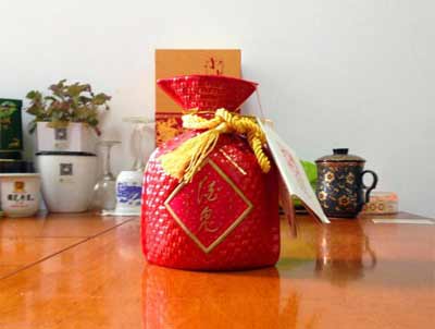 酒鬼酒52度红坛实际价格多少钱一瓶，385元物超所值的一口三香4.jpg