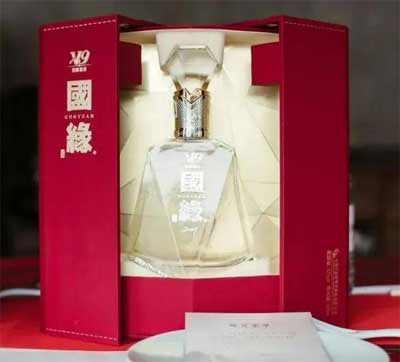 52度国缘v9价格2000元，非茅非郎的高端清雅酱香酱味很飘逸3.jpg