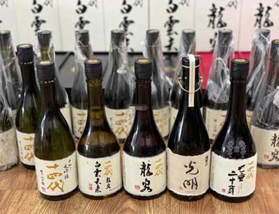 日本排名第一的清酒，十四代是毫无争议的日本清酒之王2.jpg