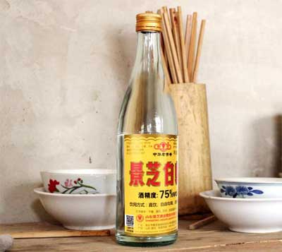 景芝白干老黄皮多少钱一瓶，十几块钱的山东老牌名酒(附价格表)4.jpg