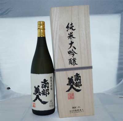 冠军鲑鱼纯米酒-南部美人清酒好喝吗，口感有什么特点